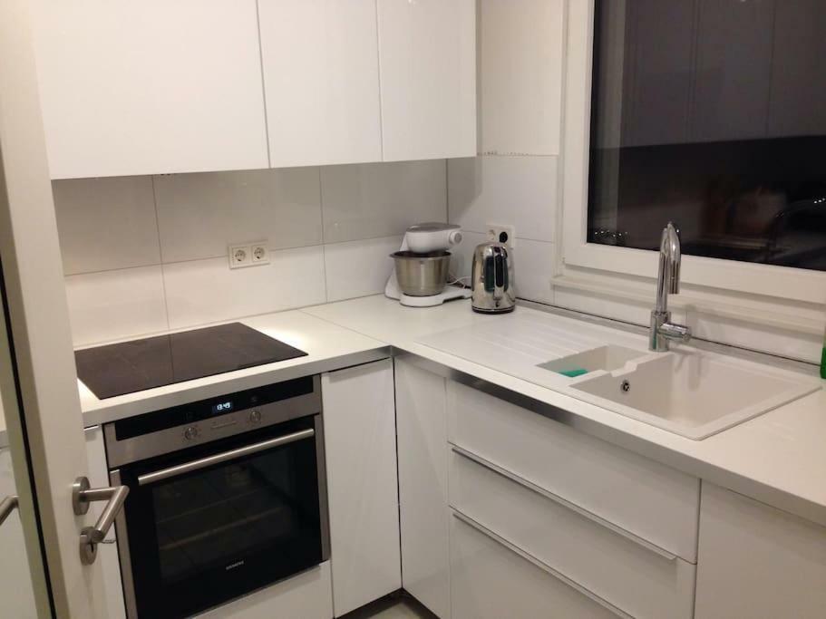 Privatzimmer An Der Messe Hannover Exteriör bild